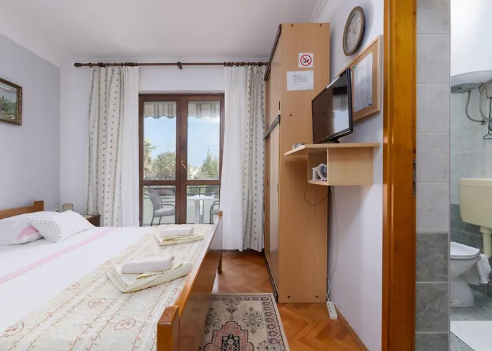 Apartment With Terace Miranda *